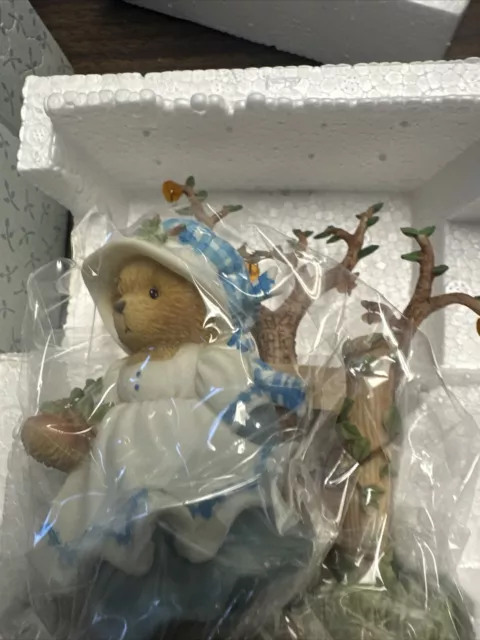 Cherished Teddies Edna 867470 The Leaves of Change Bring Back Fondest Memories 3