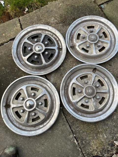 triumph rostyle wheel trims 4
