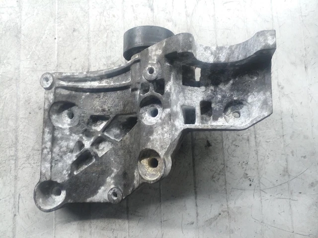 55562863 support alternateur pour OPEL INSIGNIA A SEDAN 2.0 CDTI (69) 193758