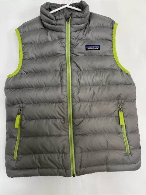 Patagonia Down Vest Kids Sz Small (7-8) Gray