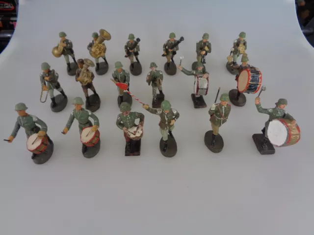 18 Massefiguren Soldaten Musiker Spielmannszug Elastolin Schusso Leyla (7006)