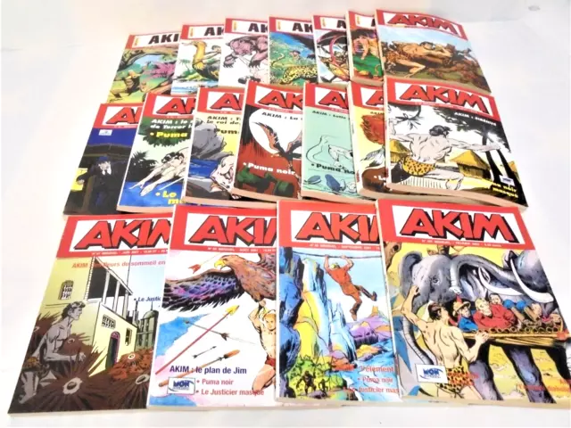 A SAISIR LOT DE 18 LIVRES BD AKIM MON JOURNAL ANNEE 1999 à FEVRIER 2003