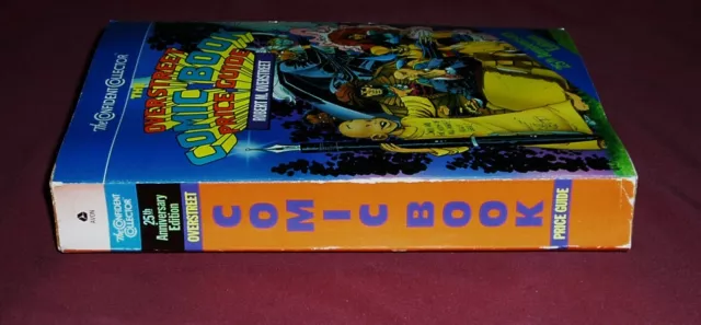 1995 The Overstreet Comic Book Price Guide - 25th Anniversary Edition Avon VG/FN 3