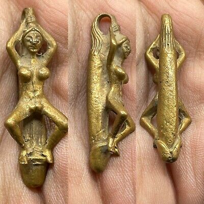 Wondering Near Eastern Old Bronze Lady Figure On Phallus Unique Amulet Wearable