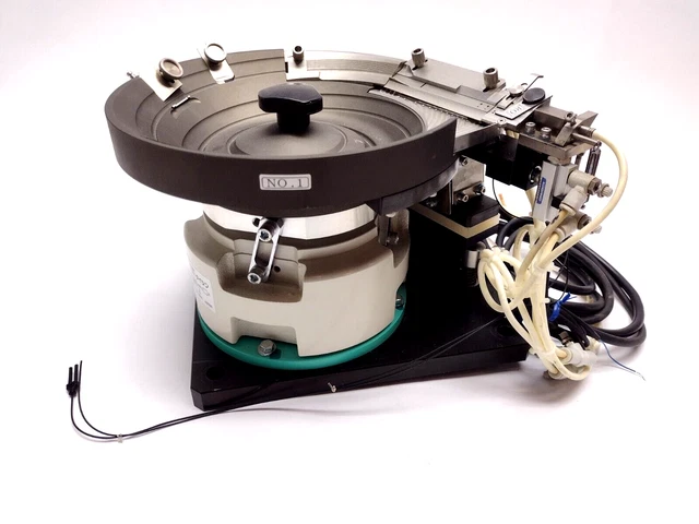 Daishin D-115KE Vibratory Parts Feeder and DPL31-1F Linear Feeder