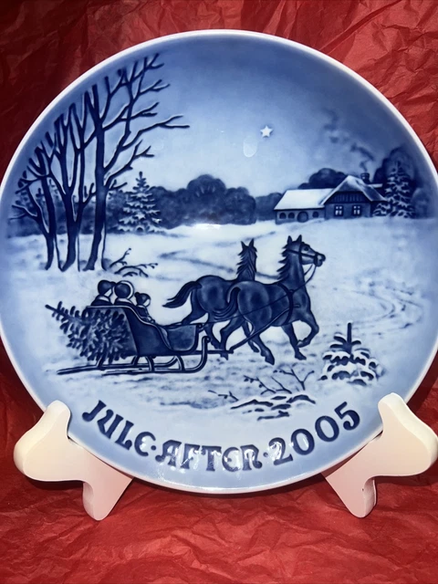 B & G Christmas Plate JULE AFTER Bing & Grondahl 2005