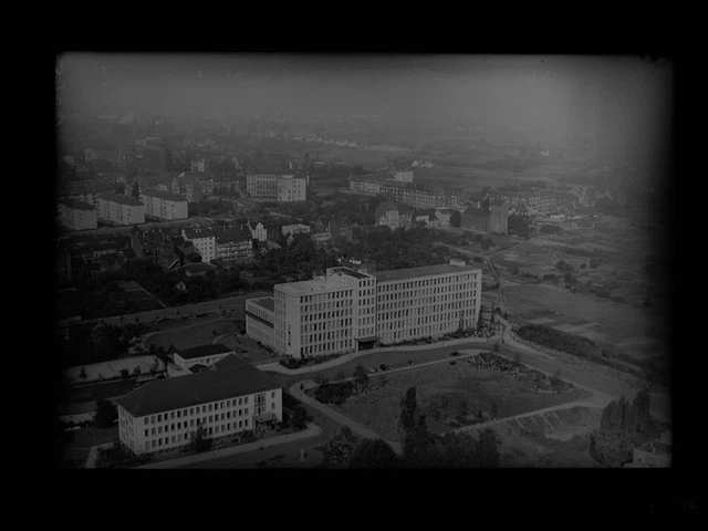30099215 - 4000 Duesseldorf Duesseldorf Stadtkreis
