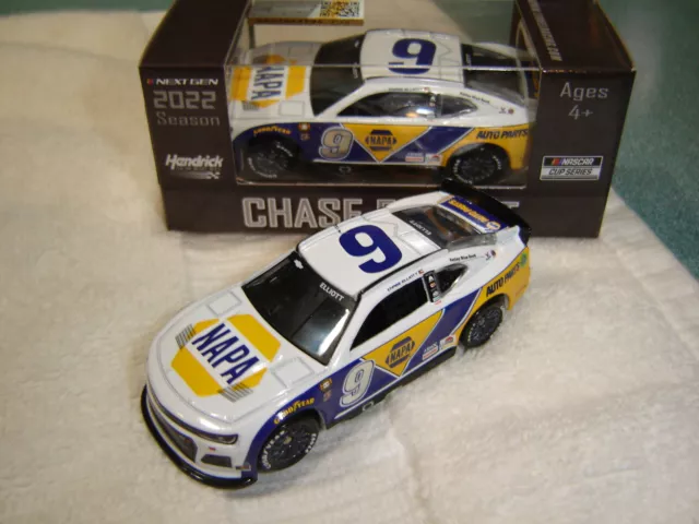 2022 Chase Elliott #9 Napa Throwback Next Gen Camaro 1/64 Action Diecast Foil