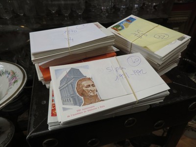 lot de 400 enveloppes  premier jour années 1970