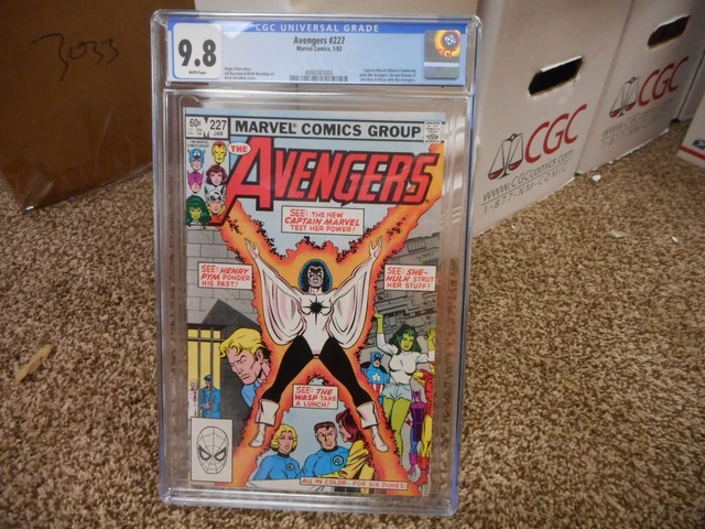 Avenges 227 cgc 9.8 Marvel 1983 Captain Marvel Monica Rambeau joins team WP NM M