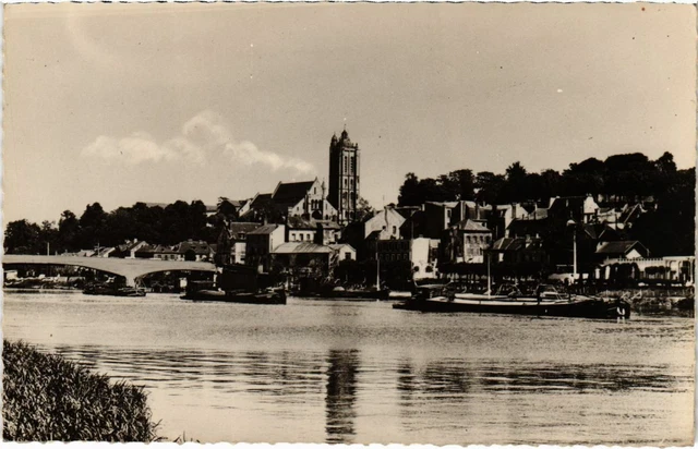 CPA BEAUMONT-sur-OISE - Vue générale (107117)