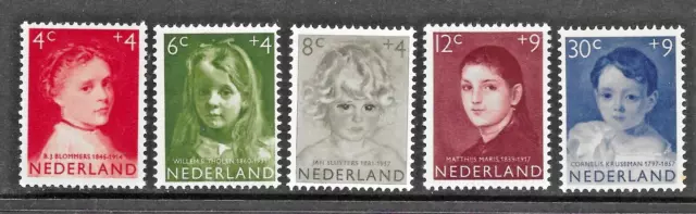 Netherlands 1957 - Annual Child Welfare Stamps - Child Portraits - MNH