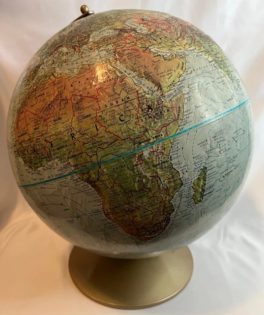 Globe Terrestre Carlos Dalmau, 1930, Stuc Et Papier, Base Bois - À Restaurer
