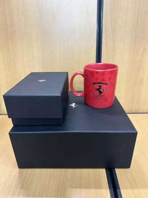 Ferrari F8 Tribute Owner Limited key-box with metal minicar,Mug 3 set japan