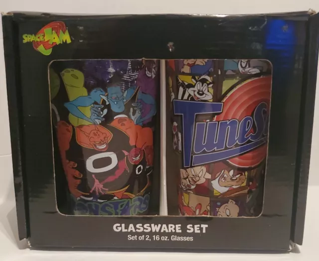 Space Jam 1996 Glass Tumbler Cups Tune Squad Looney Tunes Characters NIB TWO NEW