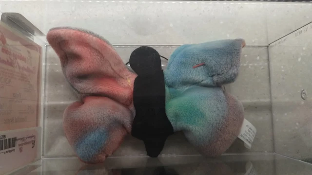 Retired Ty Beanie Flutter Authenticated Sealed Beautiful Quality 3rd, 1st Retired Ty Beanie Flutter Authenticated Sealed Beautiful Quality 3rd, 1st