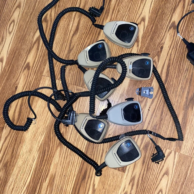 LOT OF Motorola Mobile Microphones HMN1061 HMN UNTESTED