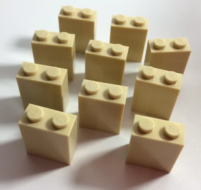 10 x Lego Light Tan Pillar 1x2x2, City, Star Wars,Part 3245, excellent condition