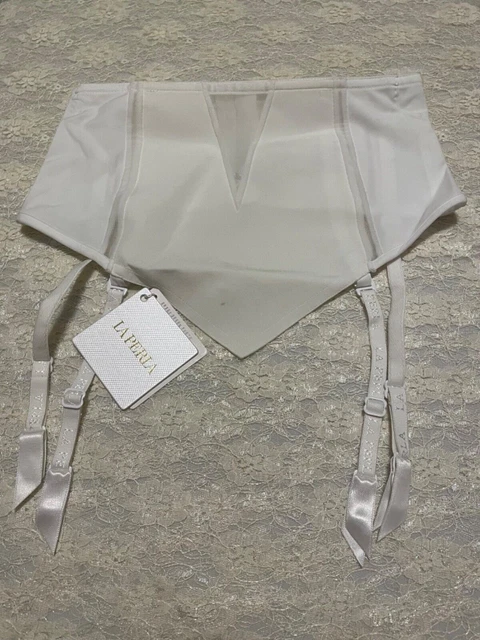 fsu garter belt 33 FSU Wedding ideas main image 1
