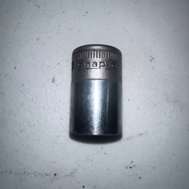 SNAP ON  SW220  1/2" Drive 12-Point SAE 11/16" Shallow Standard Socket  USA