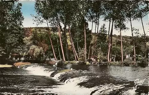 Cp Photo La Suisse Normande Clecy Barrage Moulin Du Vey