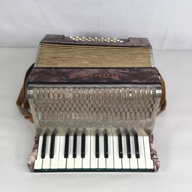 Vintage Hohner Imperial II Piano Accordion 25 Keys 24 Buttons