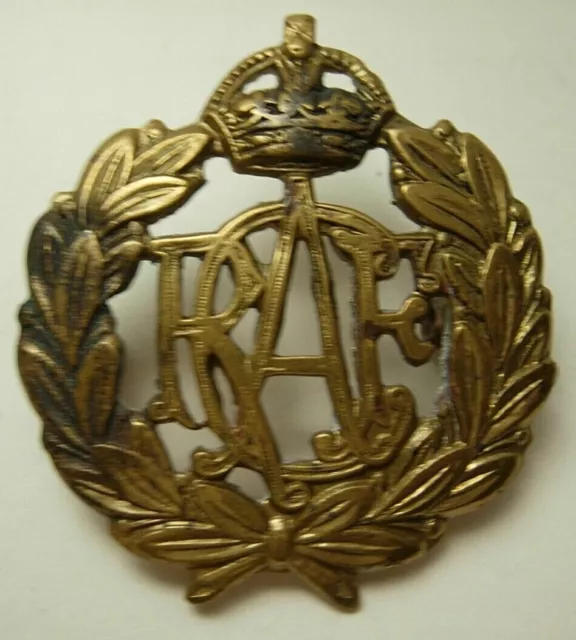 WW2 RCAF Hat Badge - Royal Canadian Air Force