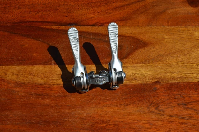 NOS Manettes De Vitesse CAMPAGNOLO 1014 60s-80s Shifters (Pair) (2/3 x
