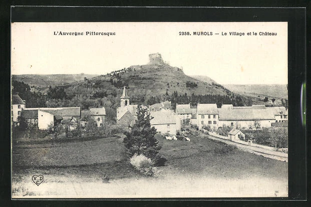 CPA Murols, Le Village et le Château