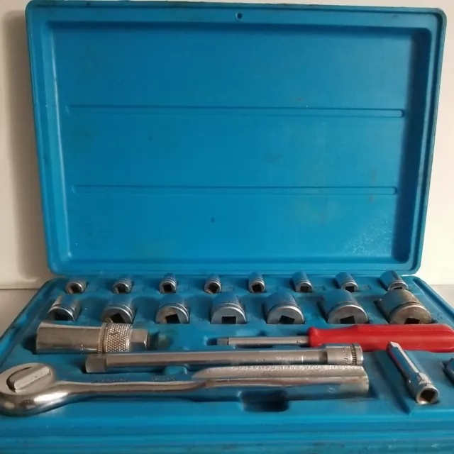 Vintage Kraeuter 21-pc 1/4” & 3/8" Drive SAE Socket Set USA 30822