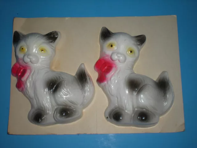 Chalk ware Cats Black & White with Bow Mid Century Modern NEW VINTAGE PAIR MCM