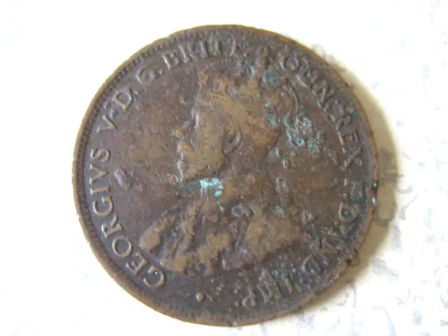 1911 CANADA HALF-PENNY with KING GEORGE V; rough edges
