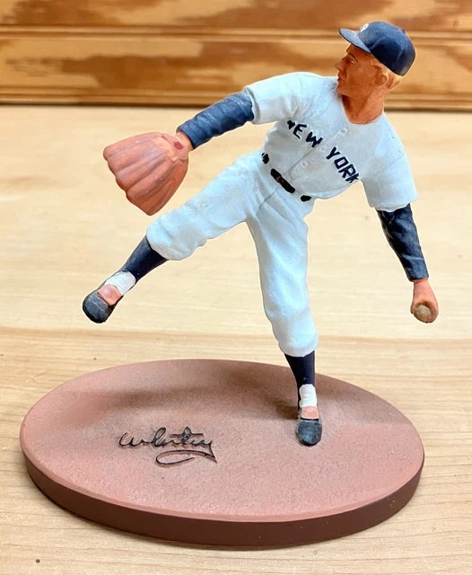GARTLAN  Whitey Ford, 4 1/4" Mini Figurine 1990 #366/10,000