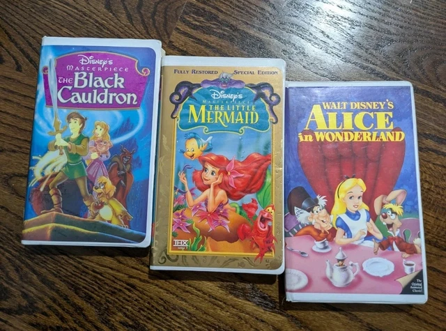 LOT 3 WALT Disney VHS Family Movies Clamshell Alice In Wonderland ...