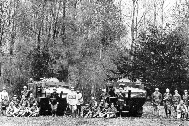 WW1 - Guerre 14/18 - Le 5ème groupe de chars d'assaut à Cantigny le 28 mai 1918