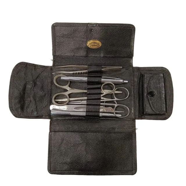 Allen & Hanburys Field Surgeons Doctors Medical Surgical Kit in Leather Case