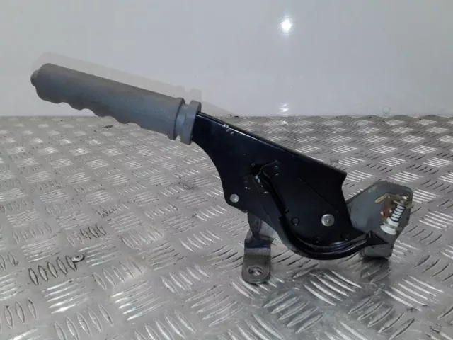 KIA Rio 2003 Hand brake release handle VEI9853