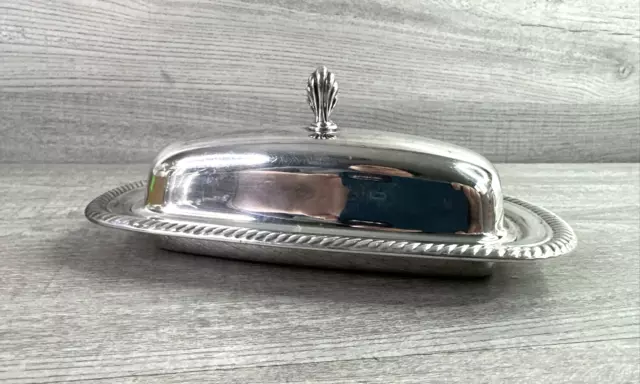 Vintage Covered Butter Dish / Server Silver Plated WM Rogers #887