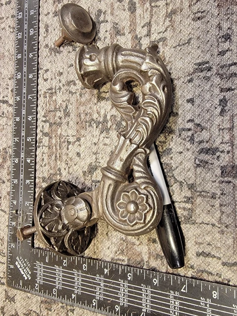LARGE ANTIQUE 1800s VICTORIAN GOTHIC ARCHITECTURAL SALVAGE DOOR KNOCKER
