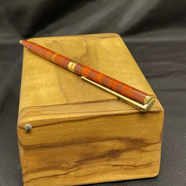 S.T. Dupont Ballpoint Kugelschreiber Pen Chinalack orange / Gold