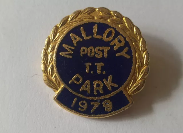 1979 Post TT Mallory Park Motorcycle Racing Pin Badge Enamel