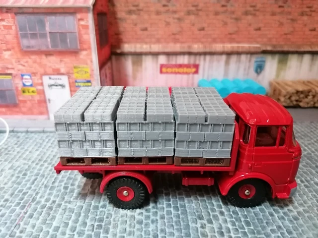 CAMION BERLIET PLATEAU CONTAINER BAILLY Dinky Toys Atlas Réf 581N