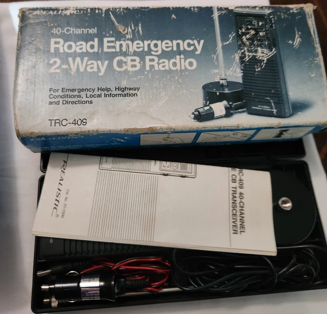 REALISTIC 40 CHANNEL Road Emergency 2 Way CB Radio TRC409 28.95