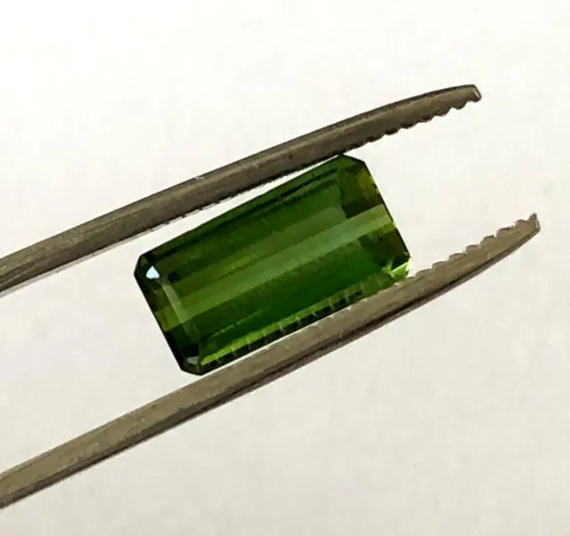 Pierre précieuse en vrac chrome naturel tourmaline 3,22 ct coupe émeraude allongée 2