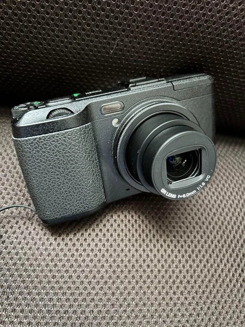 RICOH GR DIGITAL IV 10.4MP Digital Camera Black Body 2