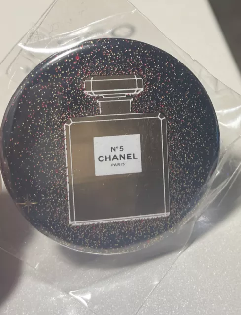 CHANEL VIP GIFT 2021' Black & Gold No.5 Perfume Logo Round Pin Brooch - New  $28.99 - PicClick