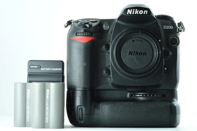 [NEER MINT] NIKON D200 Digital Camera Black Body Japan Shutter Count: 1,573