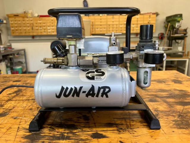 JUN-AIR Kompressor, Profi-Kompressor für Zahntechnik, Labor oder Airbrush