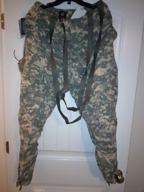 GENIII L5 8415-01-538-6766 Soft Shell Cold Trouser, Medium Reg.