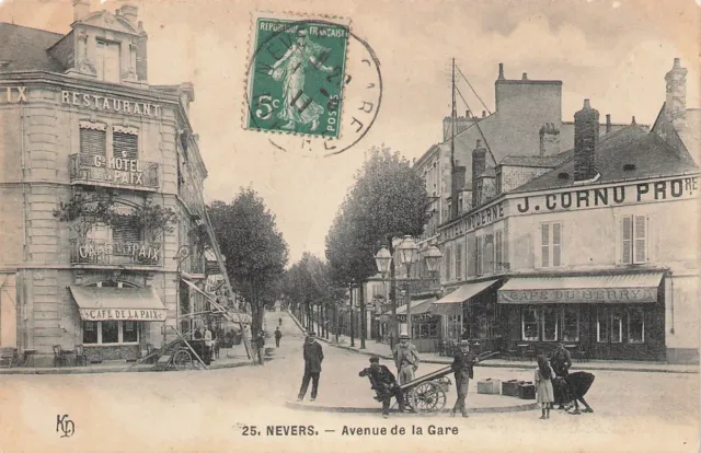CPA - France - (58) Nièvre - Nevers - L'Avenue de la Gare 70009
